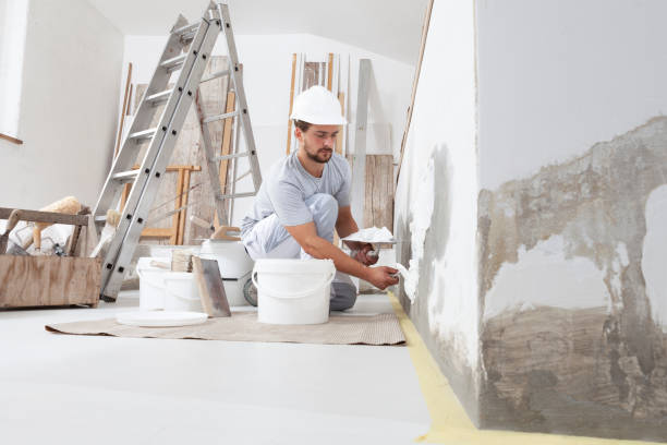 Best Attic Mold Removal  in Deschutes River Woods, OR